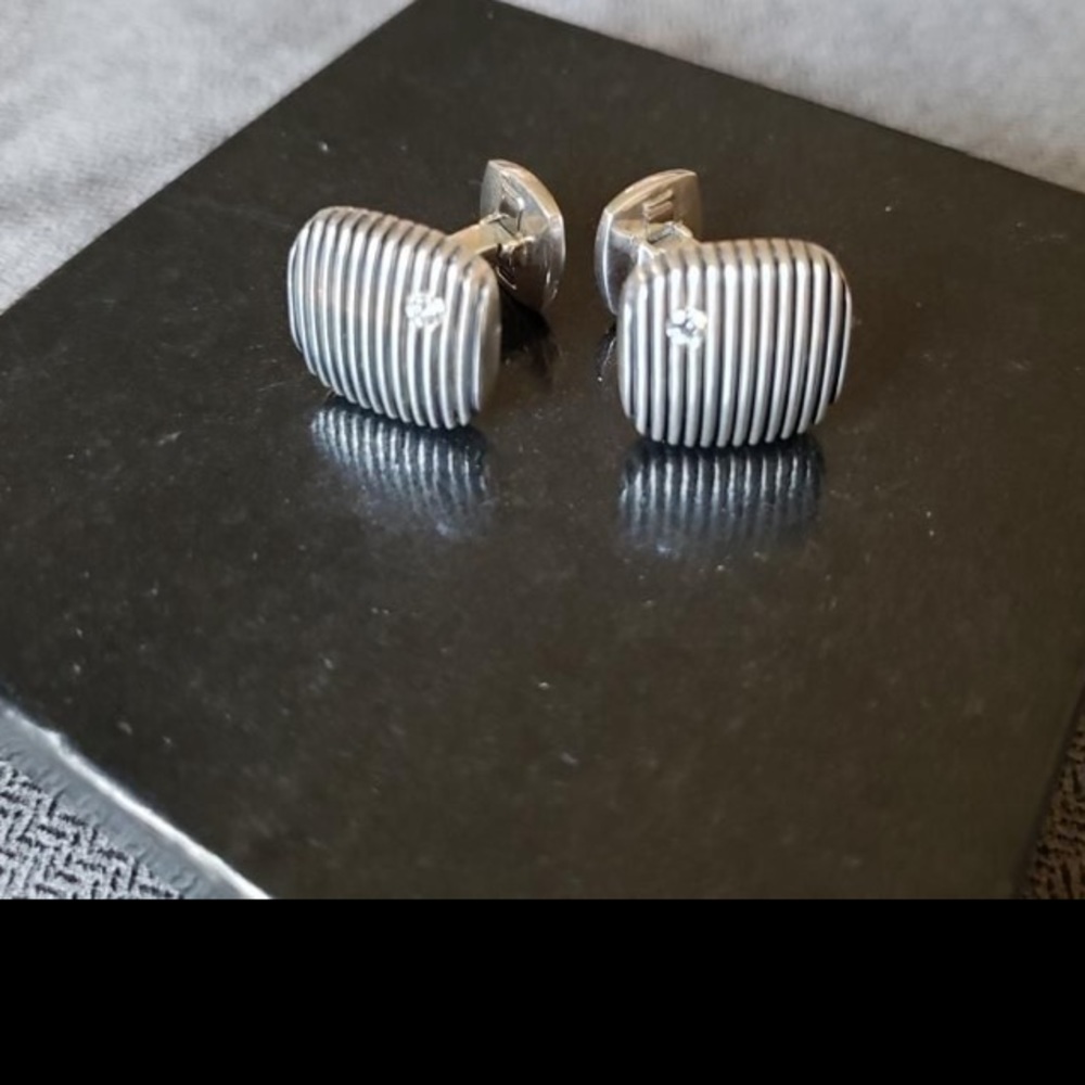 David Yurman Cuff Links with Diamonds
